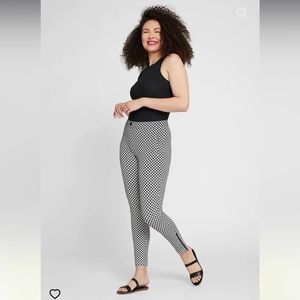 Betabrand Catstooth print pencil dress pant